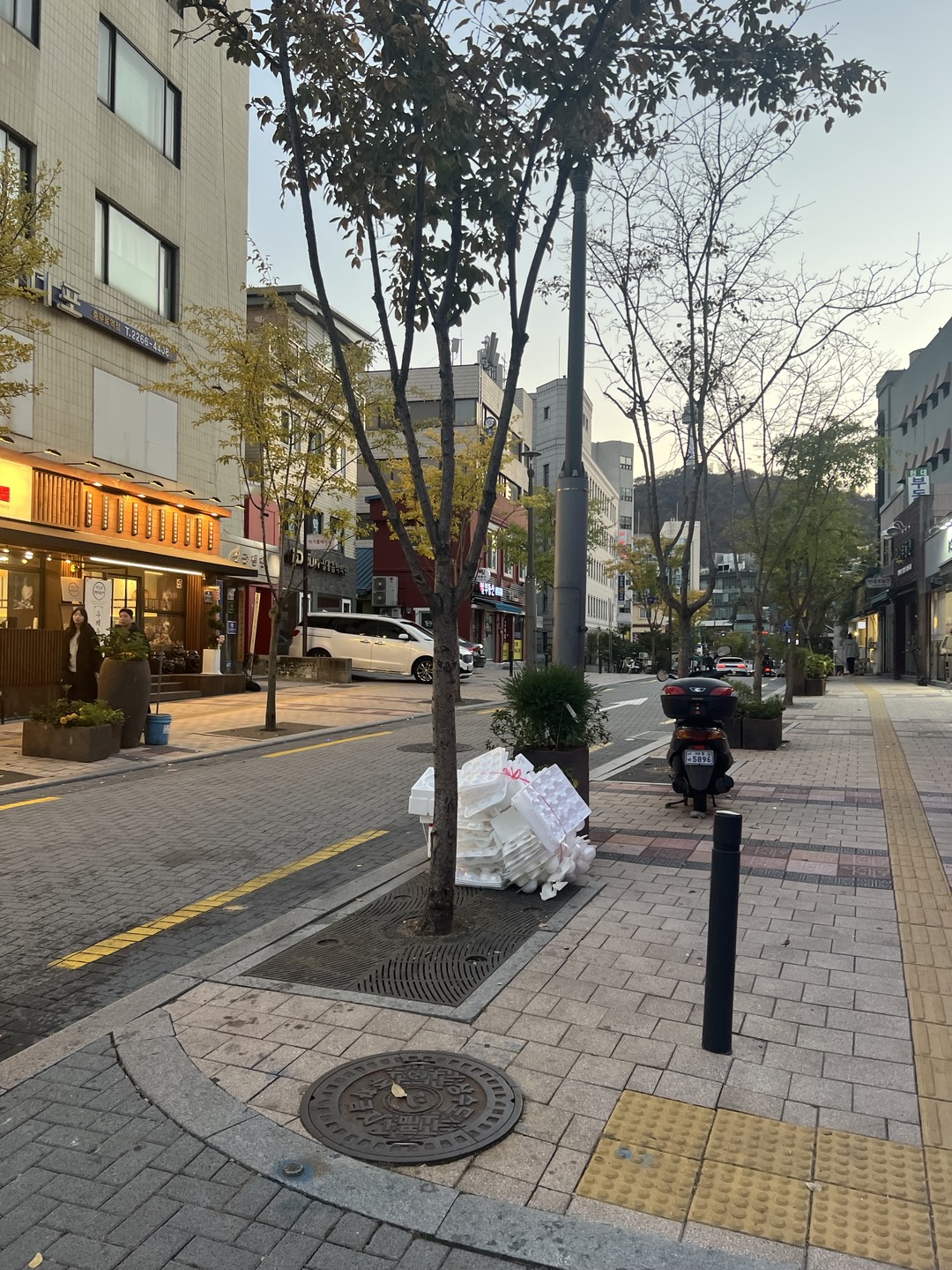 주말에 방문한 충무로